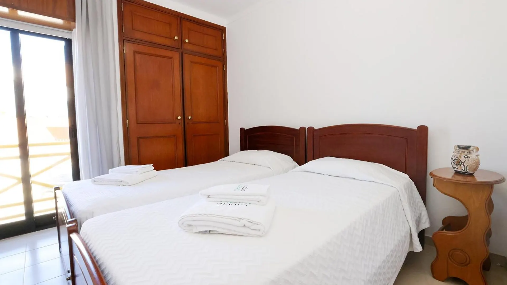 B36 - Dona Ana Secluded Spot Apartment Lagos