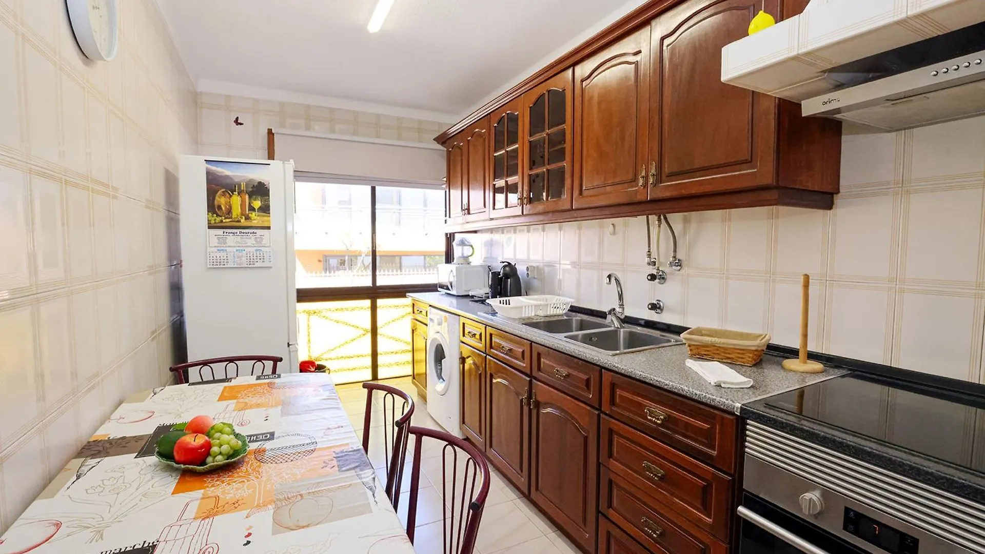 B36 - Dona Ana Secluded Spot Apartment Lagos